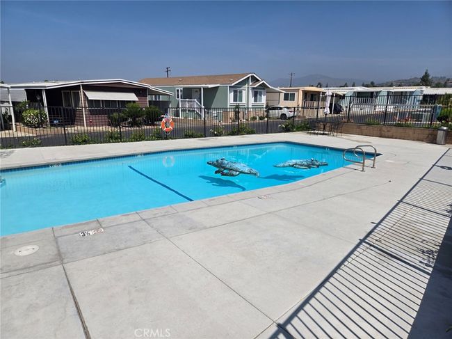 SPC-166 - 301 E Foothill Blvd, Home with 2 bedrooms, 1 bathrooms and 2 parking in Pomona CA | Image 21