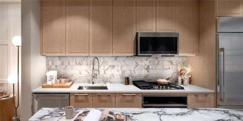 211-427 Lampson St, Esquimalt, BC, V9A0K5 | Card Image