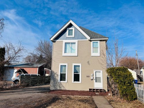 253 Richmond St, Saint Paul, MN, 55102-3137 | Card Image