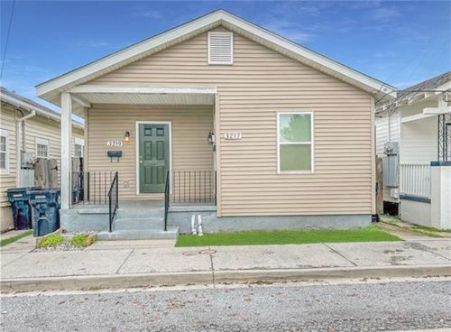 3217 Saint Peter St, New Orleans, LA, 70119-3922 | Card Image