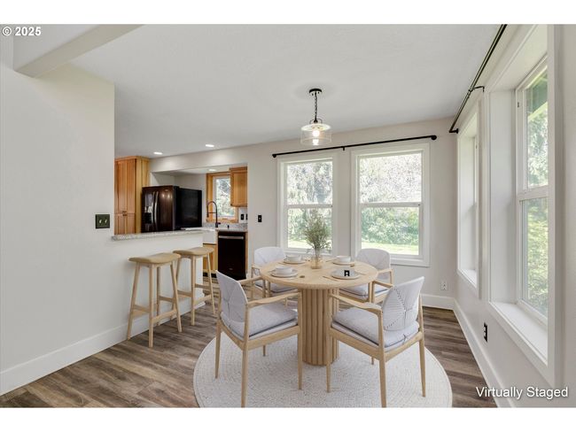 1206 Methodist Rd, House other with 3 bedrooms, 2 bathrooms and 1 parking in Hood River OR | Image 9