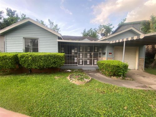 5424 San Juan St, Houston, TX, 77020-8722 | Card Image