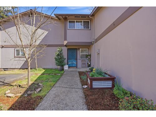 2-2379 Se 112th Ave, Portland, OR, 97216-4002 | Card Image