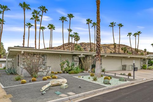 2162 S La Paz Way, Palm Springs, CA, 92264-9547 | Card Image
