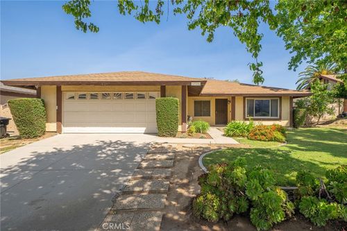 22586 Main St, Grand Terrace, CA, 92313-5806 | Card Image