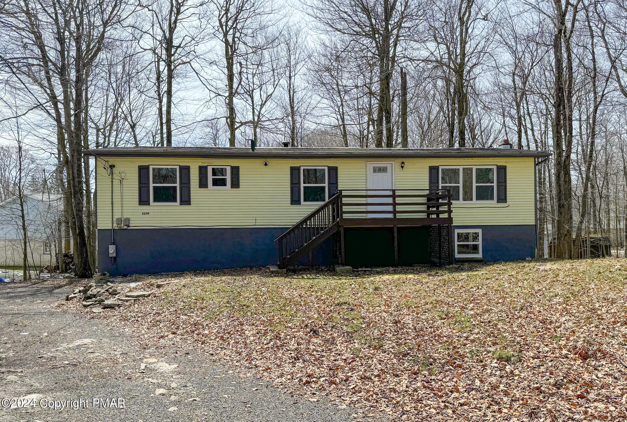 Hillcrest Dr, Tobyhanna, PA 18466