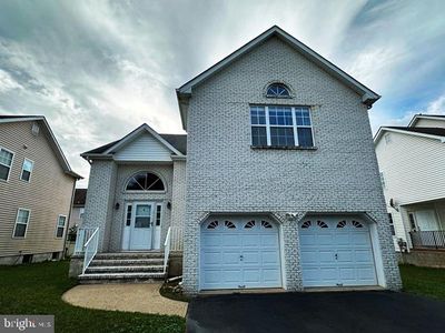 5 Yorkshire Village, House other with 4 bedrooms, 2 bathrooms and null parking in LAWRENCE TOWNSHIP NJ | Image 1