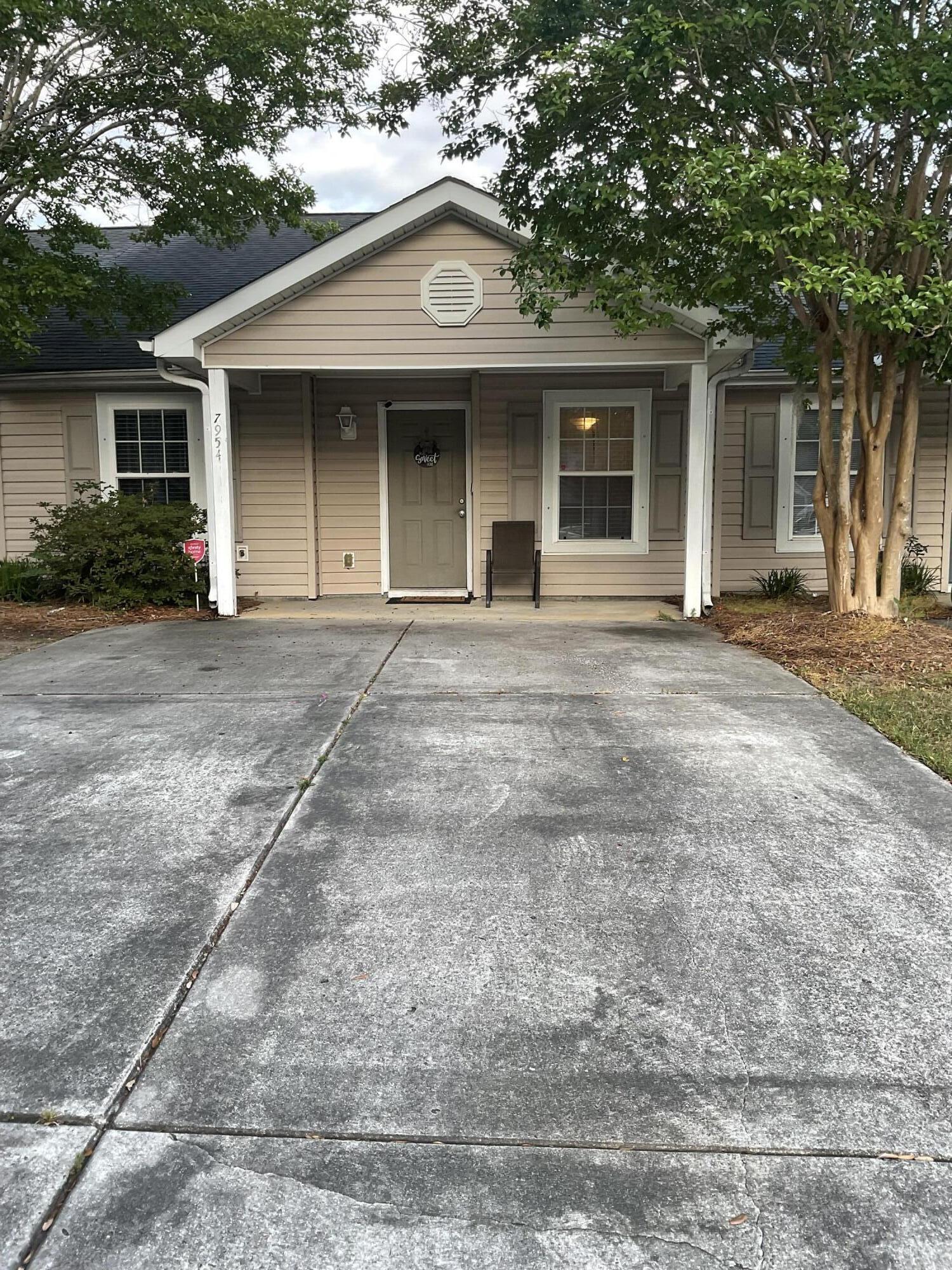 Residential in North Charleston