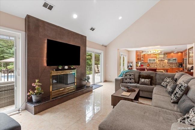 10 Woodstone Ct, House other with 5 bedrooms, 4 bathrooms and null parking in S Huntington NY | Image 20
