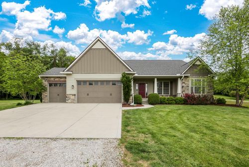 3759 Kauffman Rd, Carroll, OH, 43112-9756 | Card Image