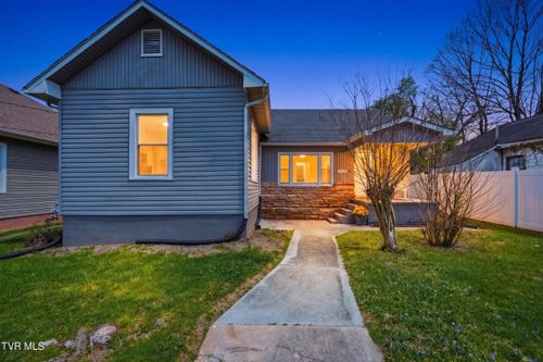 635 5th St, Bristol, TN, 37620-3748 | Card Image