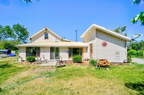 29320 Twp Rd 7-0, Rural Pincher Creek No. 9, M.d. Of, AB, T0K1W0 | Card Image