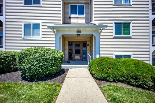 2171-1-12171 Regency Run Ct, Cincinnati, OH, 45240-1083 | Card Image