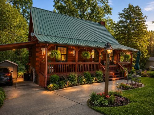 208 Lakeshore Dr, Dover, TN, 37058-3049 | Card Image