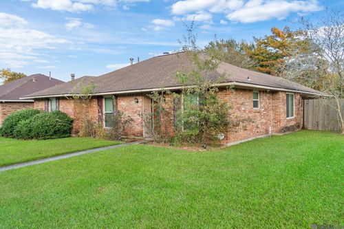 3516 Sterling Dr, Baton Rouge, LA, 70814-7719 | Card Image