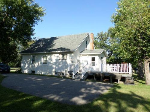 414 Hamilton Ave Ne, Red Lake Falls, MN, 56750-4304 | Card Image