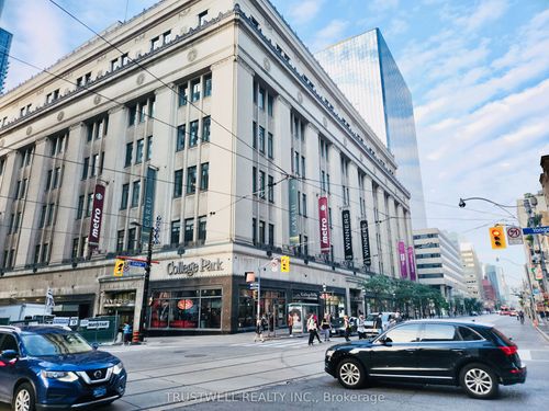 2601-38 Grenville St, Toronto, ON, M4Y1A5 | Card Image