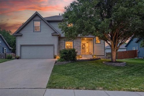 721 S Sycamore St, Gardner, KS, 66030-1479 | Card Image