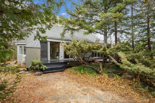 101 St Moritz Cres, Blue Mountains, ON, L9Y0S6 | Card Image