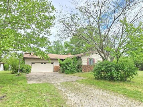 4844 Cr 5500, Cherryvale, KS, 67335-8561 | Card Image