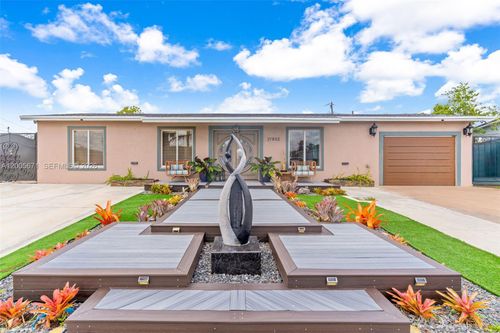 17932 Nw 78th Ave, Hialeah, FL, 33015 | Card Image