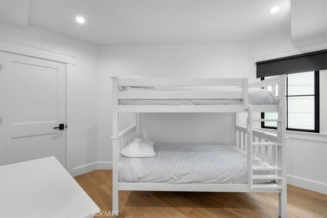 2406 Silverstrand Ave, Home with 3 bedrooms, 3 bathrooms and null parking in Hermosa Beach CA | Image 11