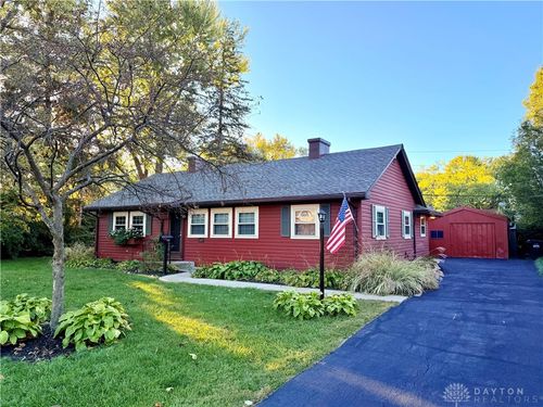 604 Schuyler Dr, Kettering, OH, 45429-3352 | Card Image