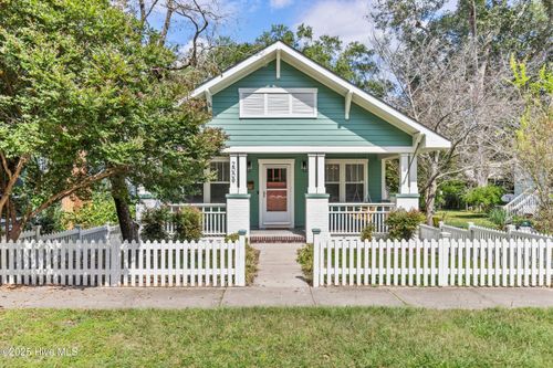 2009 Pender Ave, Wilmington, NC, 28403-1025 | Card Image