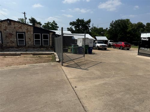 10908 Ranch Road 2222, Austin, TX, 78730-1103 | Card Image