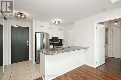 729 - 231 Fort York Blvd, Condo with 2 bedrooms, 2 bathrooms and null parking in Toronto ON | Image 3