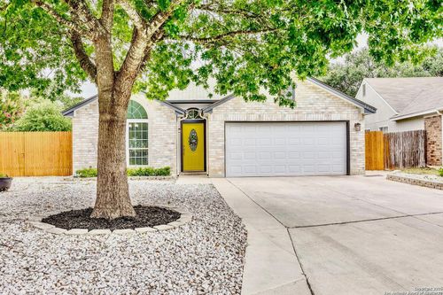7311 Huntwood Cir, San Antonio, TX, 78249-3687 | Card Image