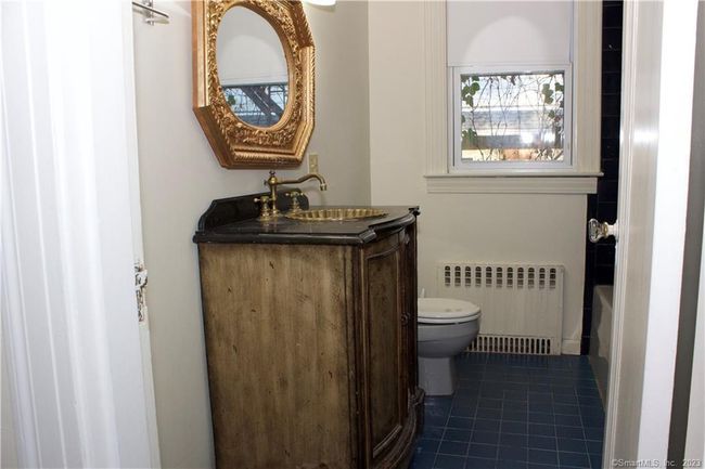 Bathroom | Image 7