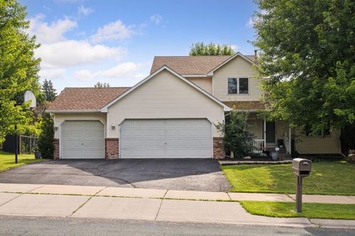 8688 Vagabond Ln N, Maple Grove, MN, 55311-5206 | Card Image