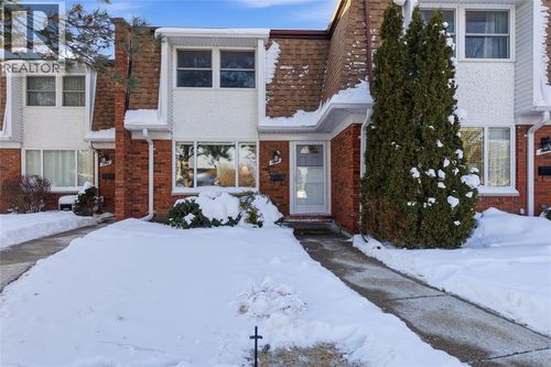 8-1023 Salisbury St, Sarnia, ON, N7S4N8 | Card Image