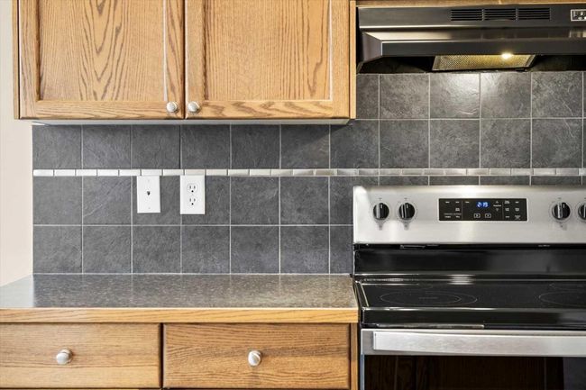 156 Rockyspring Grove Nw, Townhouse with 3 bedrooms, 3 bathrooms and 2 parking in Calgary AB | Image 8
