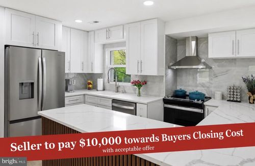 2502 Holly Springs Rd, AMISSVILLE, VA, 20106-1724 | Card Image
