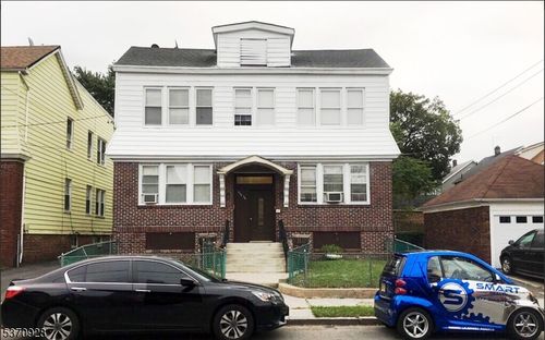 432 Leslie St, Newark, NJ, 07112-1209 | Card Image