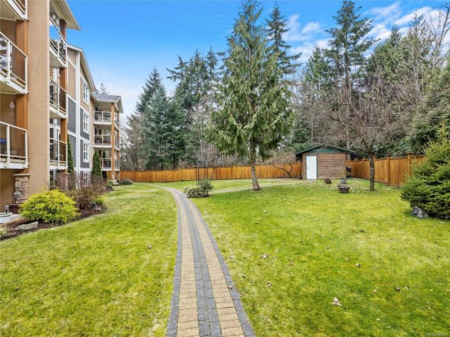 210 - 4701 Uplands Dr, Condo with 2 bedrooms, 1 bathrooms and 1 parking in Nanaimo BC | Image 30