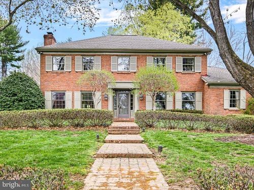 4001 Lakeview Dr, GREENVILLE, DE, 19807-2249 | Card Image