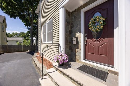 88-88 Clark St, Dedham, MA, 02026-3048 | Card Image