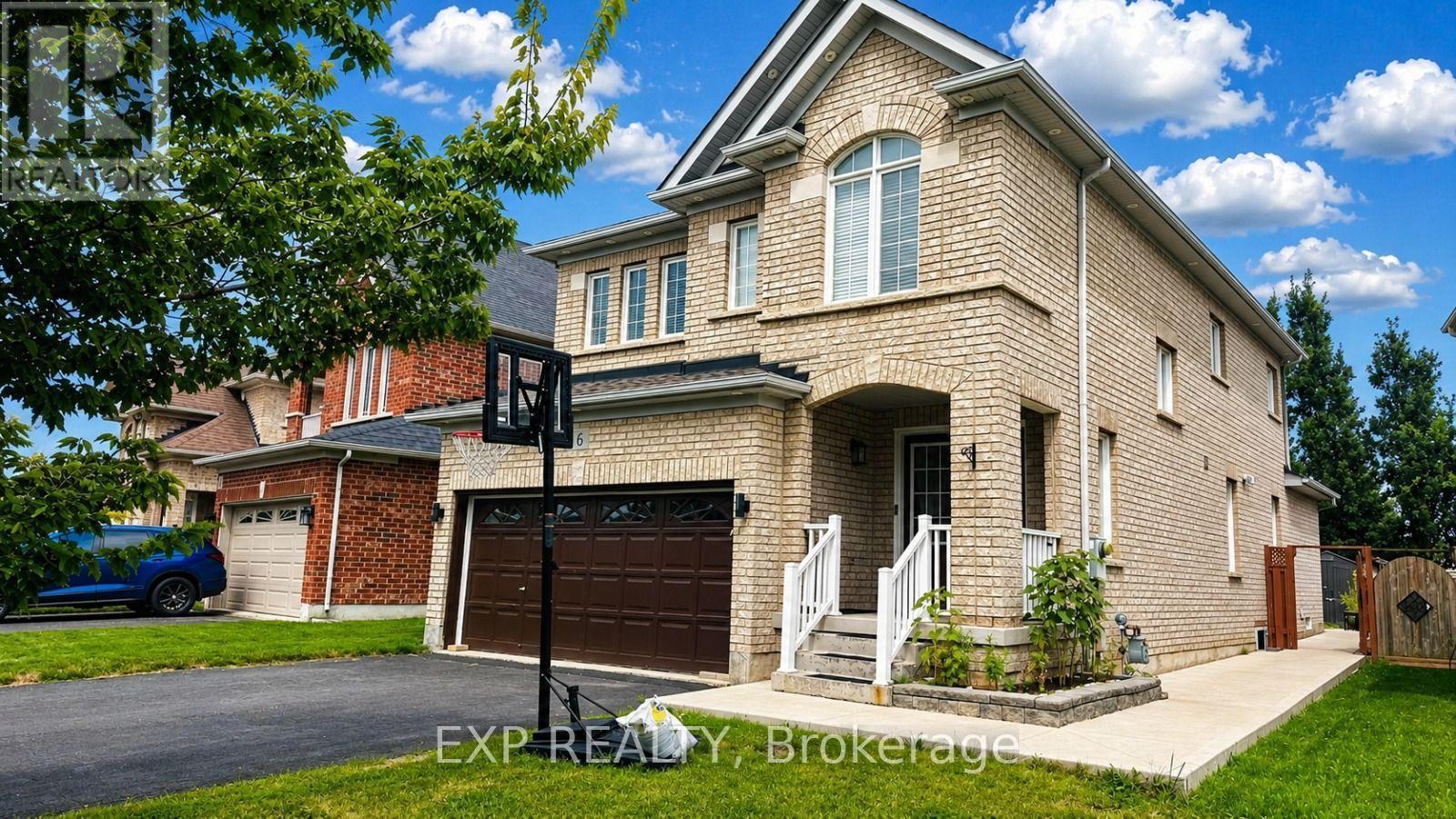 Residential Lease in Halton Hills (Georgetown) 2