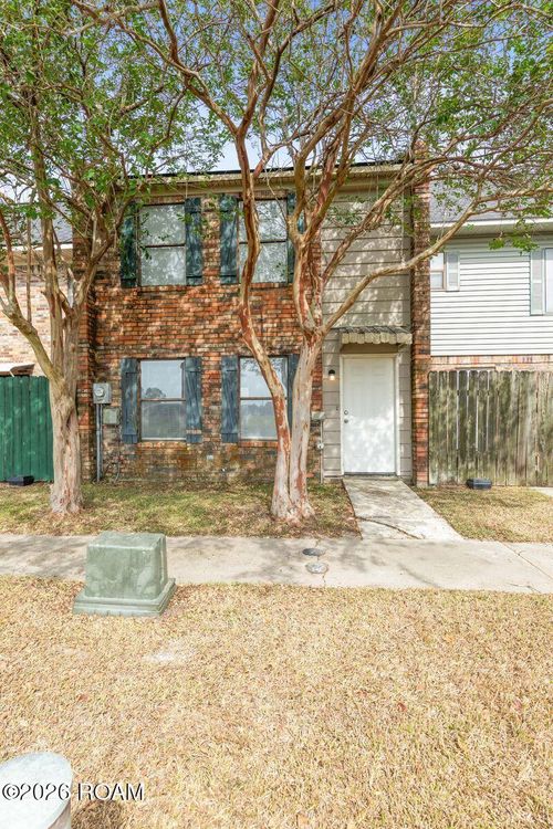 900 Provost Street, Scott, LA, 70583 | Card Image