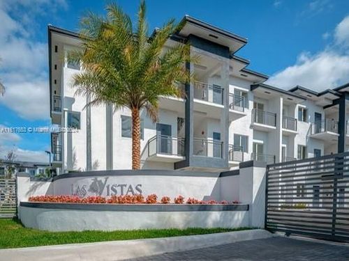 102-7945 W 2nd Ct, Hialeah, FL, 33014-4383 | Card Image