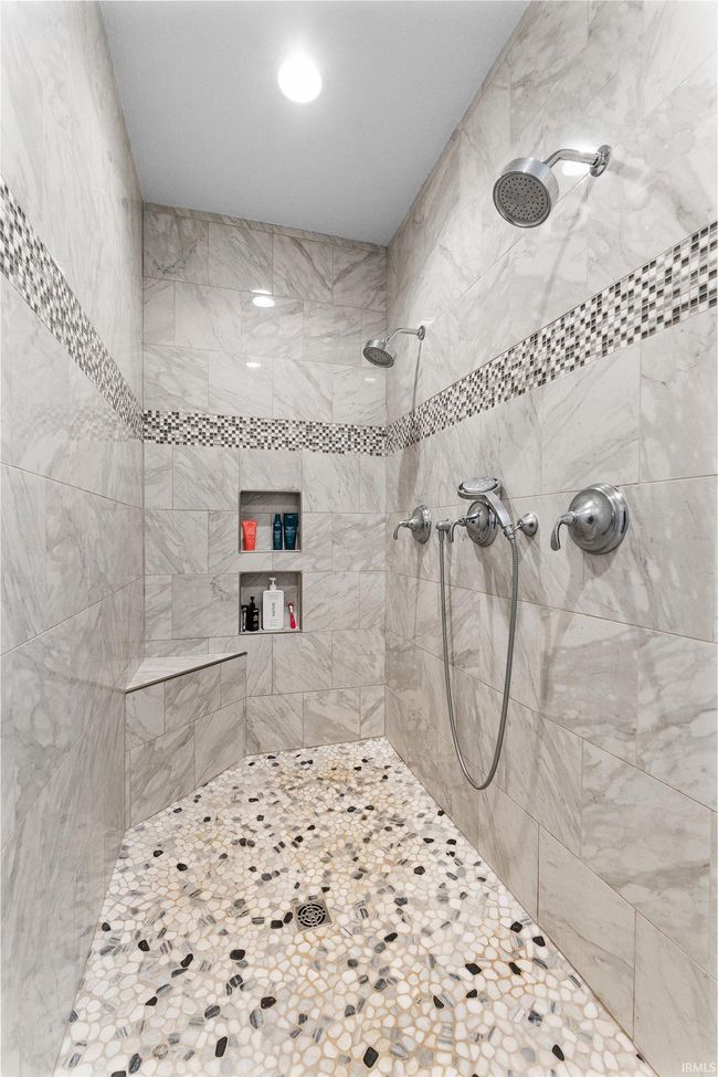11775 Saint Joe Rd, House other with 5 bedrooms, 5 bathrooms and null parking in Grabill IN | Image 15