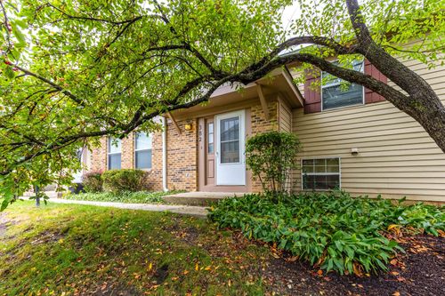 382 Birchwood Ct, Vernon Hills, IL, 60061-2304 | Card Image