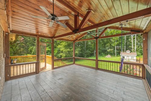 1575 Rosebank Ave, Cookeville, TN, 38506-4143 | Card Image