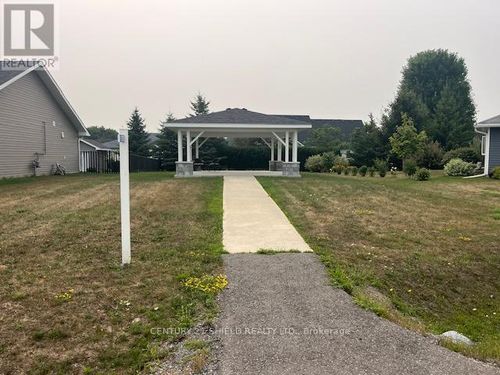 10718 W End Terr, Iroquois, ON, K0E1K0 | Card Image