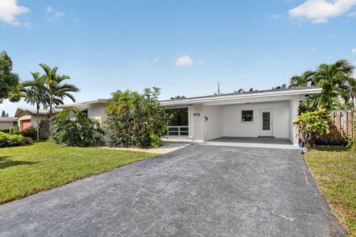 5731 Ne 17th Ter, Fort Lauderdale, FL, 33334-5984 | Card Image