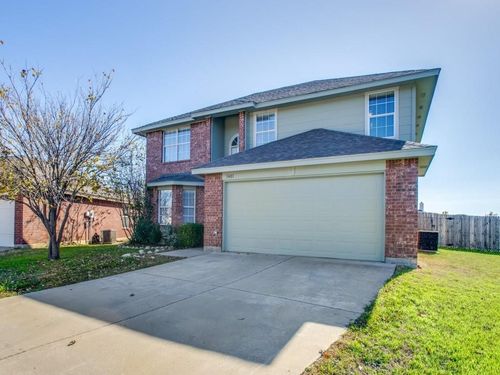 1401 Whispering Cove Trl, Fort Worth, TX, 76134-5803 | Card Image