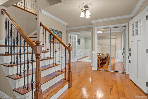 7080 Heather Heath, West Bloomfield, MI, 48322-3638 | Card Image